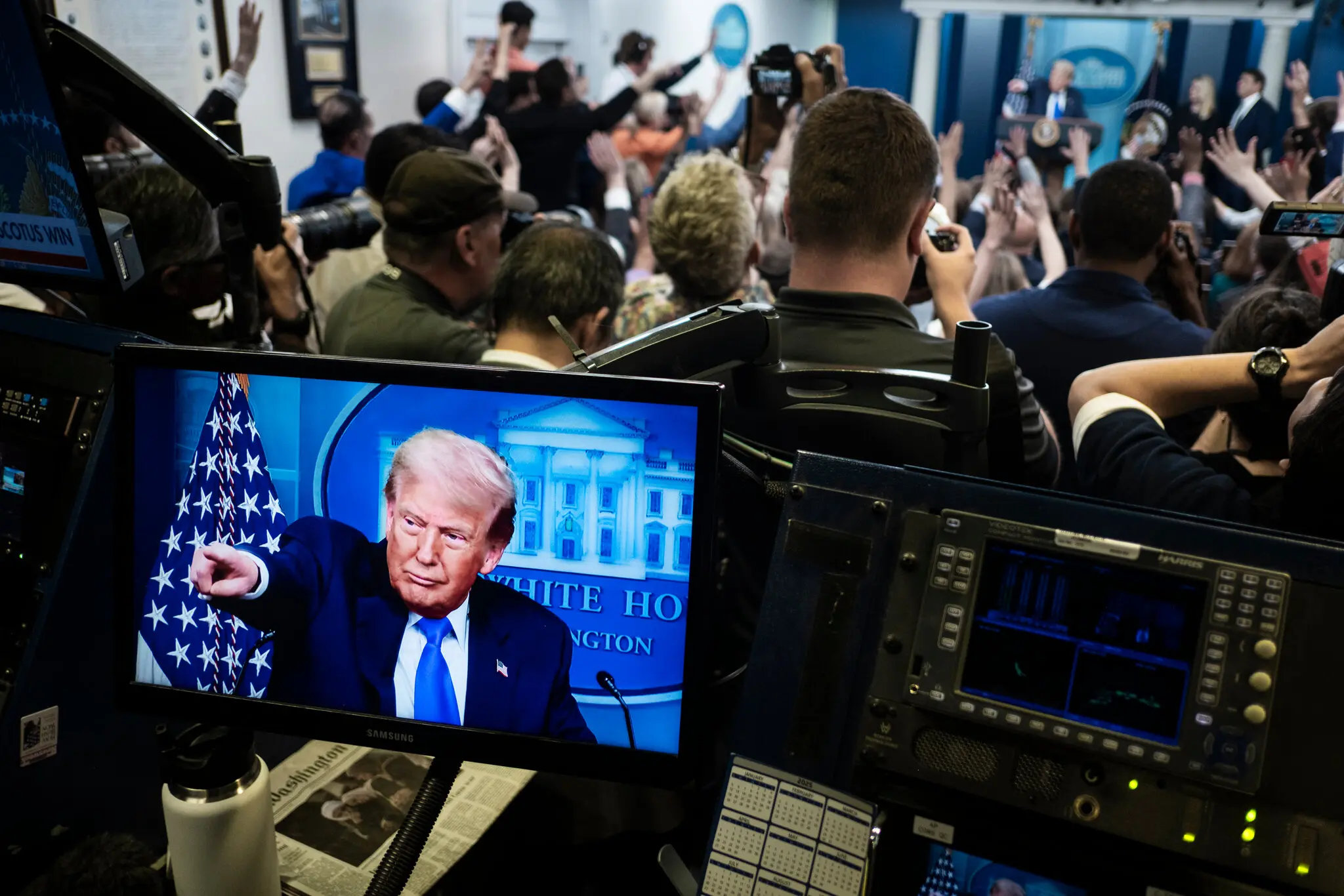 Трамп погрожує новими ударами, якщо Іран відновить високозбагачення урану: чи зупинять погрози ядерну ескалацію?